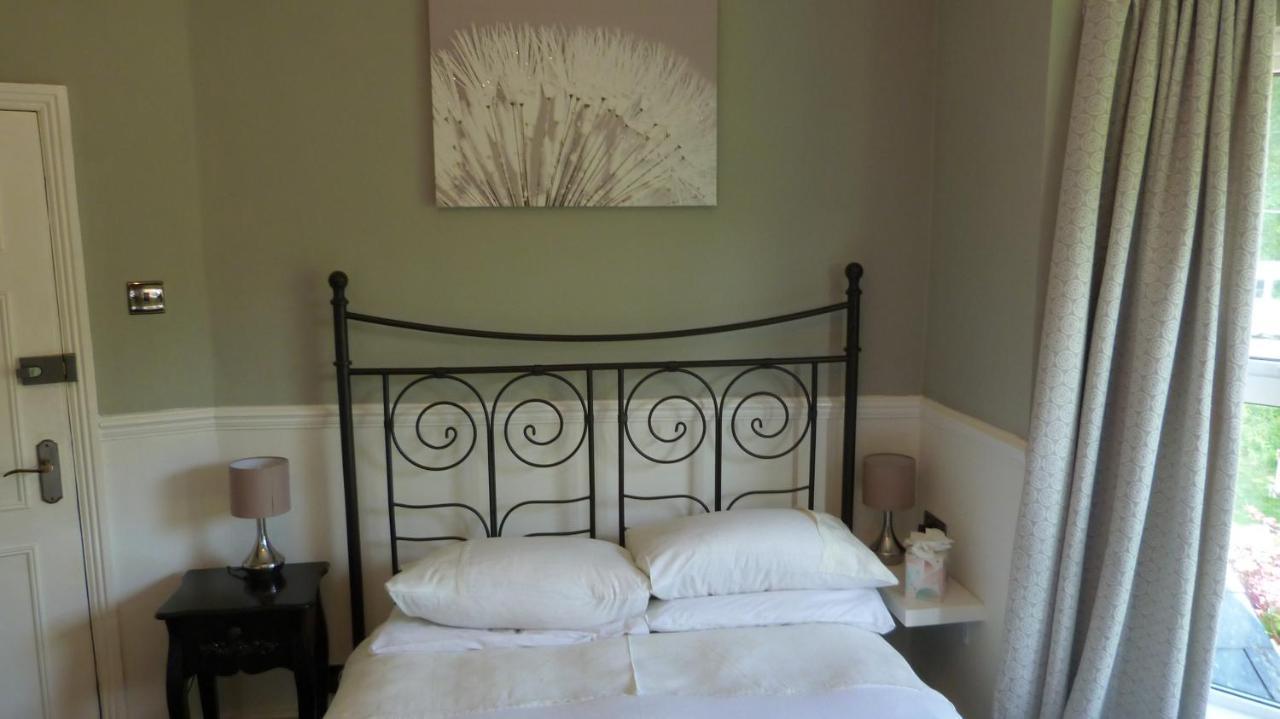 Twin Oaks Guest House كادنام المظهر الخارجي الصورة