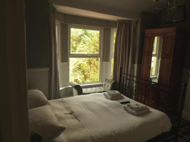 Twin Oaks Guest House كادنام المظهر الخارجي الصورة