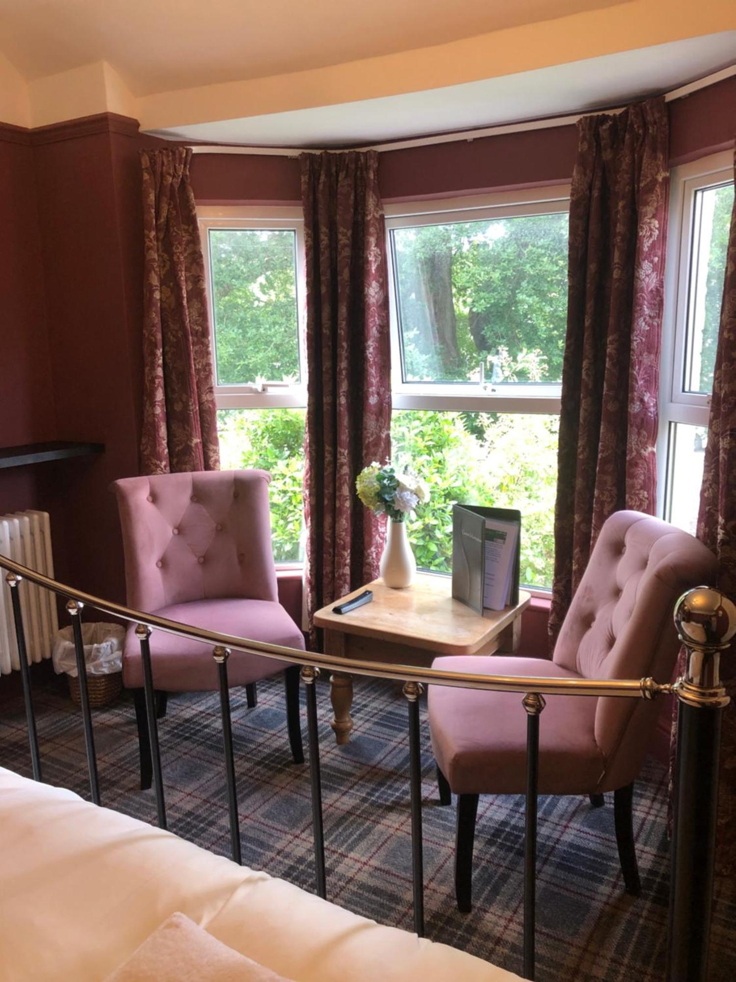 Twin Oaks Guest House كادنام المظهر الخارجي الصورة