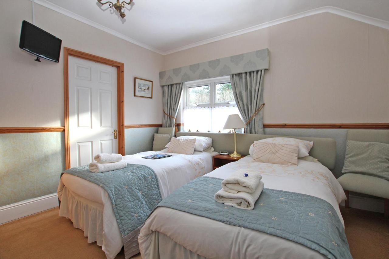 Twin Oaks Guest House كادنام المظهر الخارجي الصورة